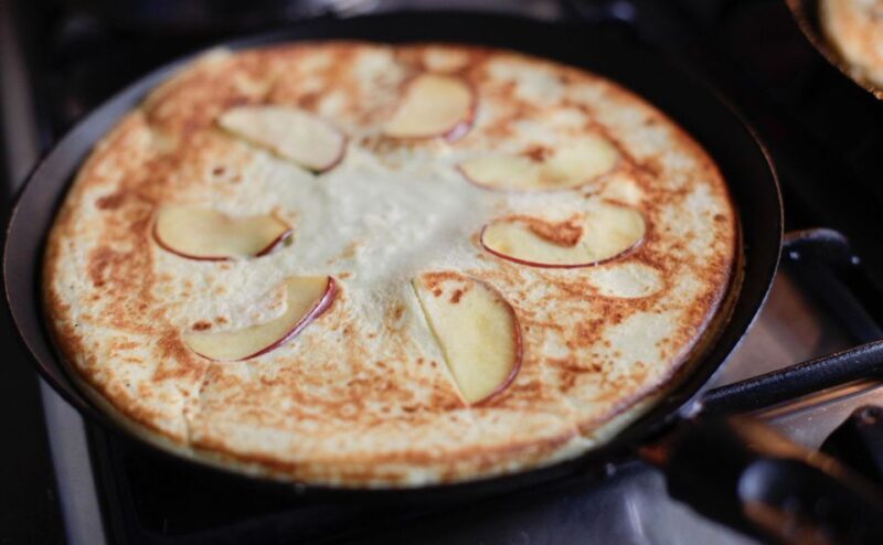 Amsterdam: Craft Dutch Pancakes in Charming Canal House - Key Points