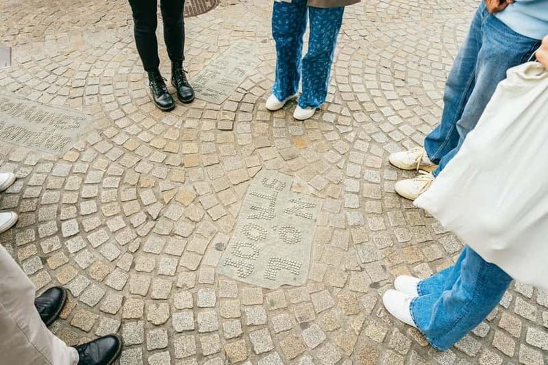 Amsterdam: Cultural Highlights Walking Tour - Accessibility and group size: plan with real-world expectations