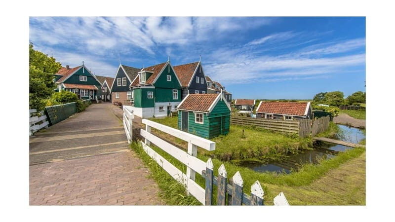 Amsterdam Day Tour: Zaanse Schans, Volendam & Marken - The Downsides