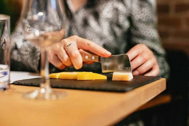 Amsterdam: Dutch Cheese Tasting Experience with Wine - Who Is This Experience Best For?