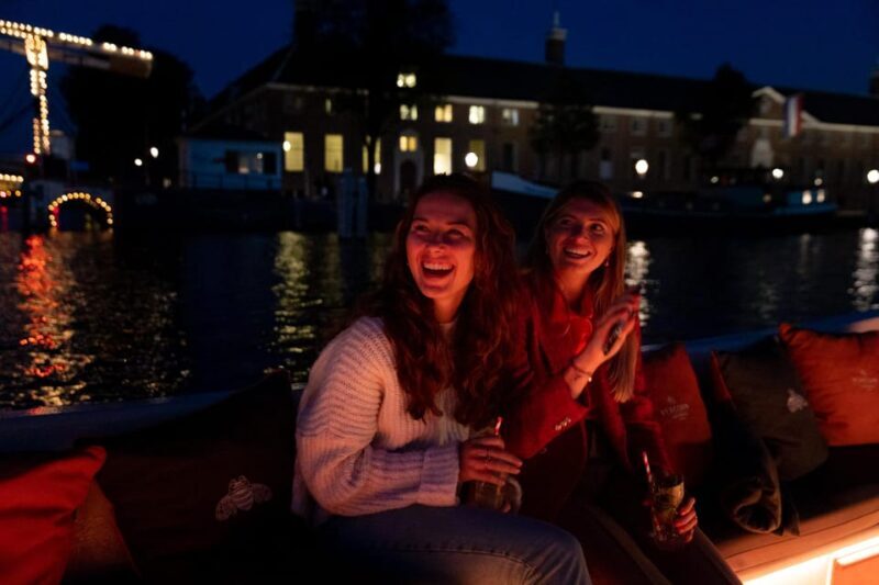 Amsterdam: Evening Canal Cruise with (Open) Bar on Board - The Practical Details