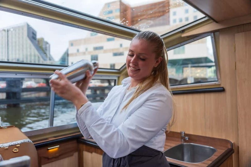 Amsterdam: Evening Cocktail Cruise Along The Canals - Key Points