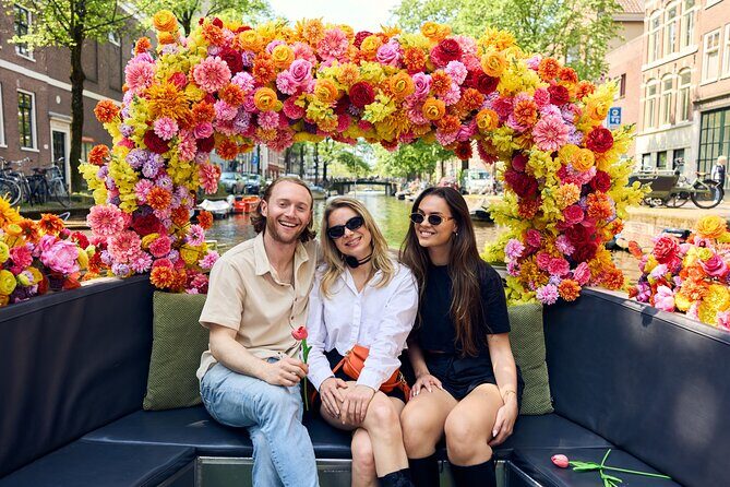 Amsterdam Flower Boat Canal Cruise with Local Guide - What to Expect from the Itinerary