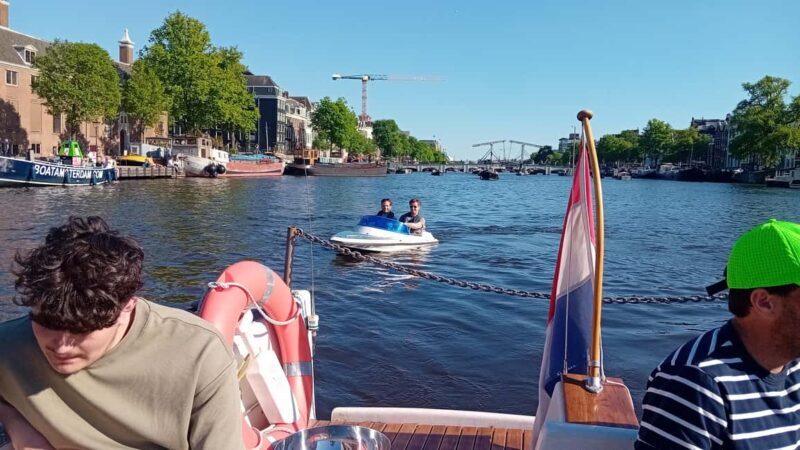 Amsterdam: Friendly 420 City Of Light Smoking River Cruise - Final Thoughts: Who Will Love This Experience?