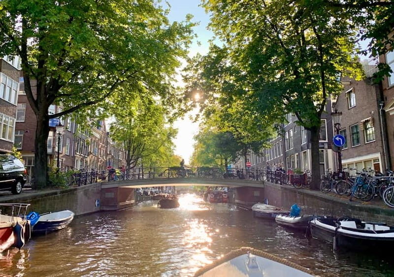 Amsterdam: German Canal Cruise with Unlimited Drinks Option - What to Expect from the Tour