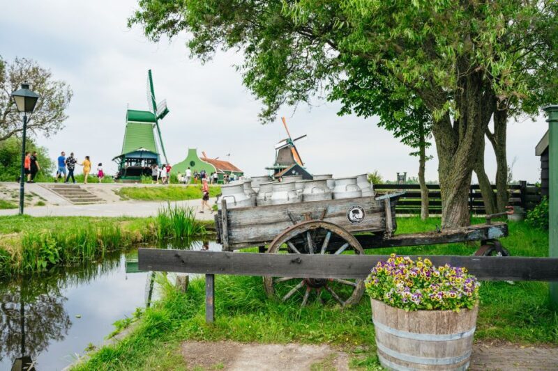 Amsterdam: Giethoorn, Volendam, and Zaanse Schans Tour - Frequently Asked Questions (FAQs)