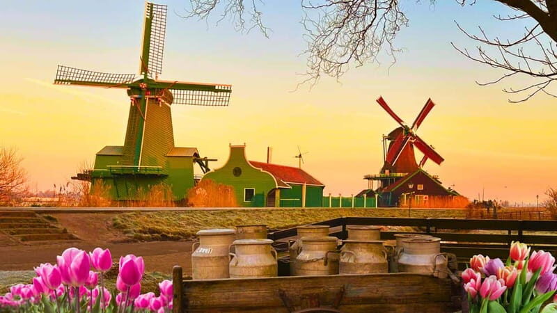 Amsterdam: Giethoorn & Zaanse Schans Small Group Day Trip - Key Points