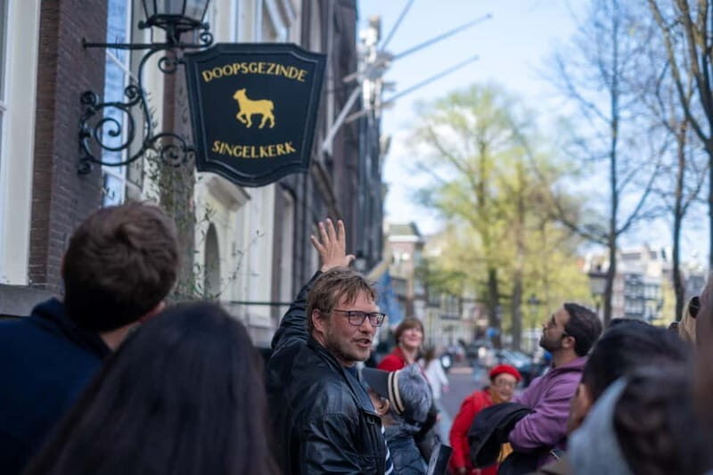 Amsterdam: Guided 2-hour American Heritage Tour - The Final Stop: Café Nieuw Amsterdam