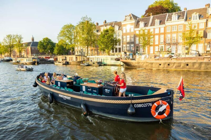 Amsterdam: Guided Open Boat Cruise Unlimited Drinks Option - Who Is This Tour Best For?