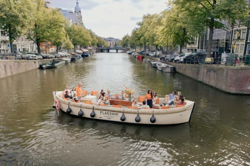 Amsterdam: Heated Canal Cruise with Unlimited Drinks & Bite - FAQ