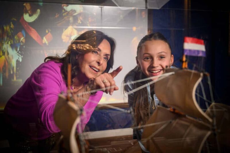 Amsterdam: Highlights of Holland Entry Ticket - Key Points