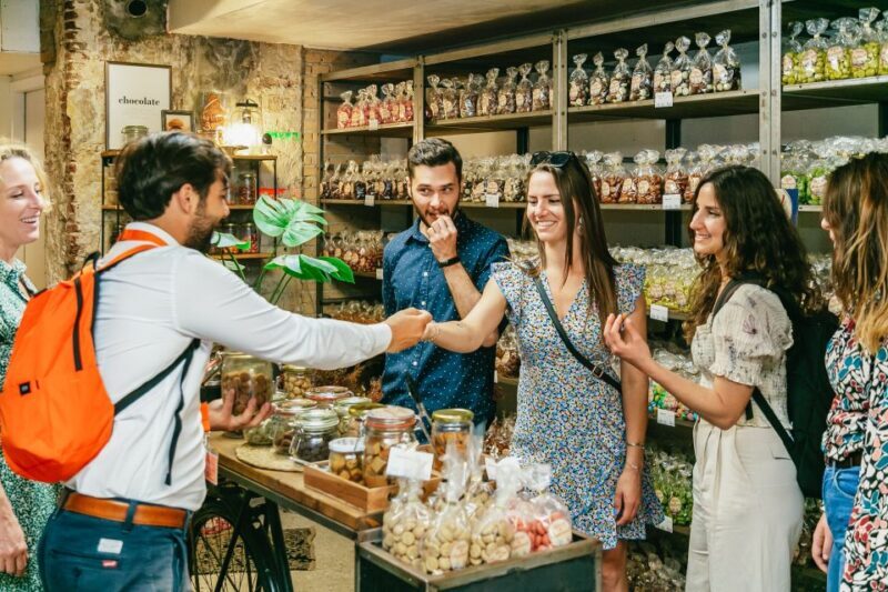 Amsterdam: Historical Highlights Walking Tour with Tasting - Practical Details