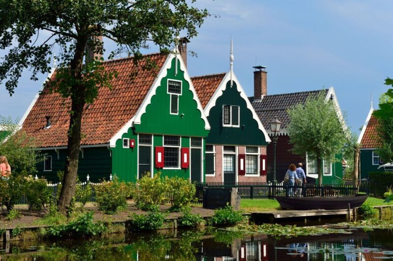 Amsterdam: Keukenhof and Zaanse Schans Live Guided Day Tour - How the Experience Adds Value