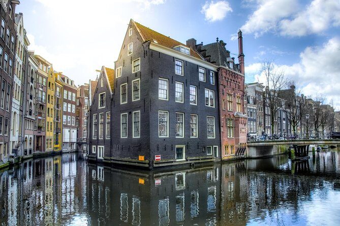 Amsterdam Layover: Walking Tour & Canal Cruise + Airport Transfer - FAQs