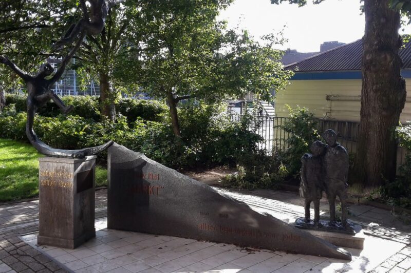 Amsterdam: Life of Anne Frank and Neighborhood Walking Tour - The Real-Life Impact: What Travelers Say