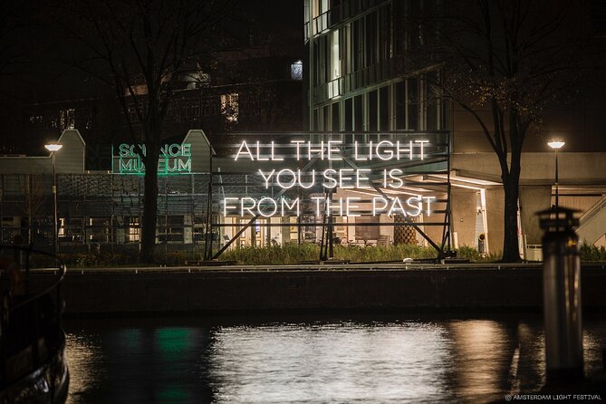 Amsterdam: Light Festival Boat with Unlimited Drinks & Snack - The Drinks and Snacks: What Youre Getting