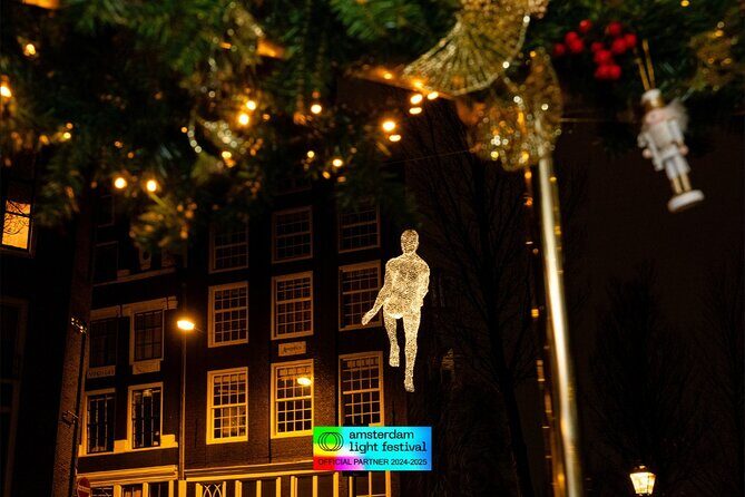 Amsterdam Light Festival: Canal Cruise Covered Saloon Boat - Who Should Consider This Tour?