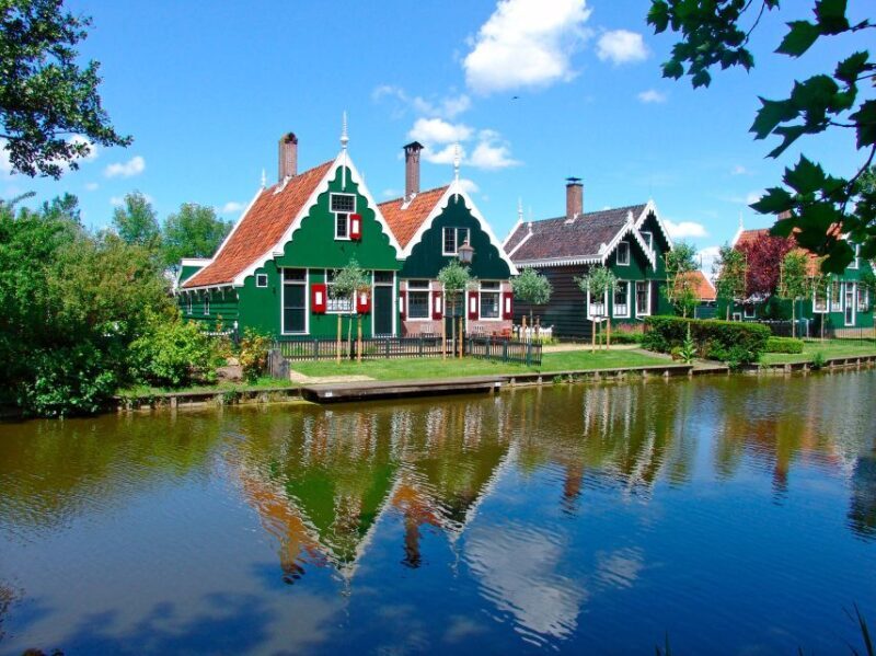 Amsterdam: Live-Guided Zaanse Schans & Cheese Tasting Tour - What You Can Expect from This Tour