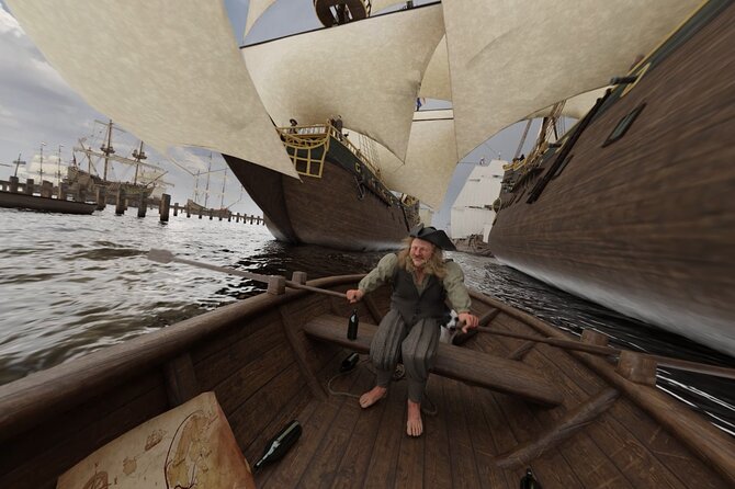 Amsterdam: Luxury Canal Cruise with Historic VR Experience - Audio Options: English or Dutch, With Headset Off at Key Times