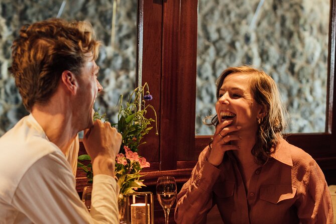 Amsterdam: Luxury Saloon Boat Cruise with Cocktails & Waffle - What Reviewers Really Think