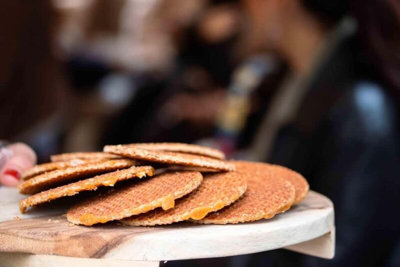 Amsterdam: Luxury Saloon Boat Cruise with Cocktails & Waffle - Final Thoughts