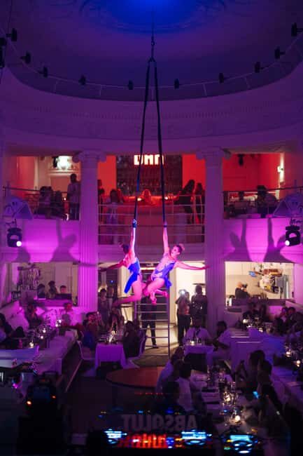 Amsterdam: Midnight Masquerade Dinner Show - Practical Details & Tips for Booking