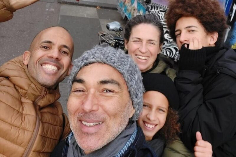 Amsterdam: Must-See Attractions Guided Walking Tour - Key Points