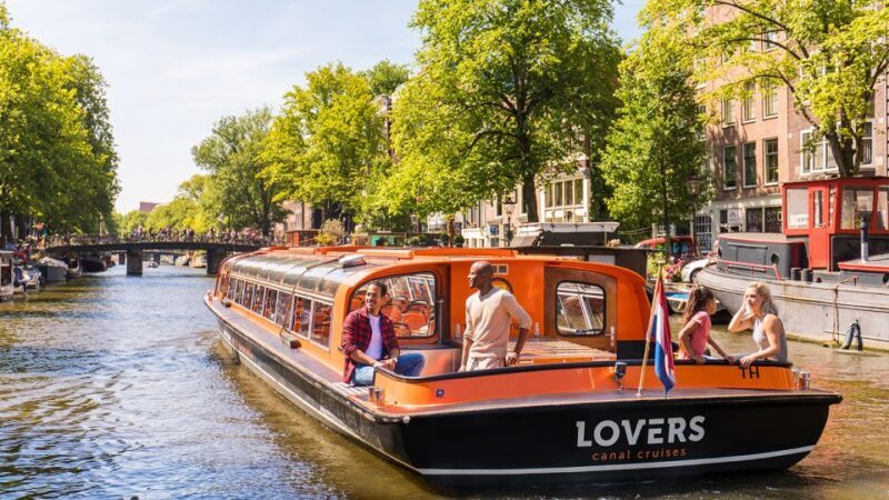 Amsterdam: Nightlife & Canal Cruise Ticket - Key Points