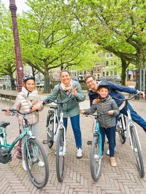 Amsterdam: Off the Beaten Path Bike Tour in French - Who Will Enjoy This Tour?