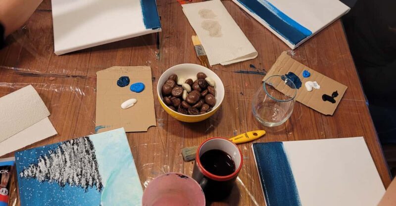 Amsterdam: Paint and Sip Workshop for (Bachelorette) Parties - What to Expect from the Amsterdam Paint and Sip Workshop