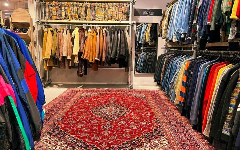 Amsterdam Pre-Loved Clothes Shopping Tour, private guide - Frequently Asked Questions