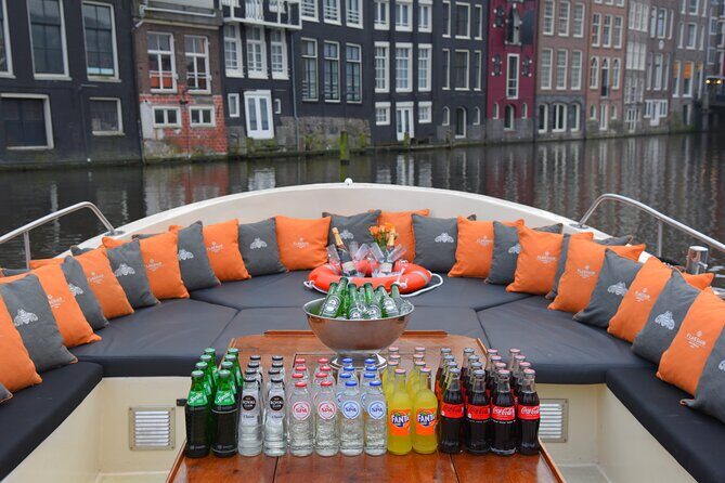 Amsterdam Private BBQ and Drinks Cruise With Onboard Chef - FAQs