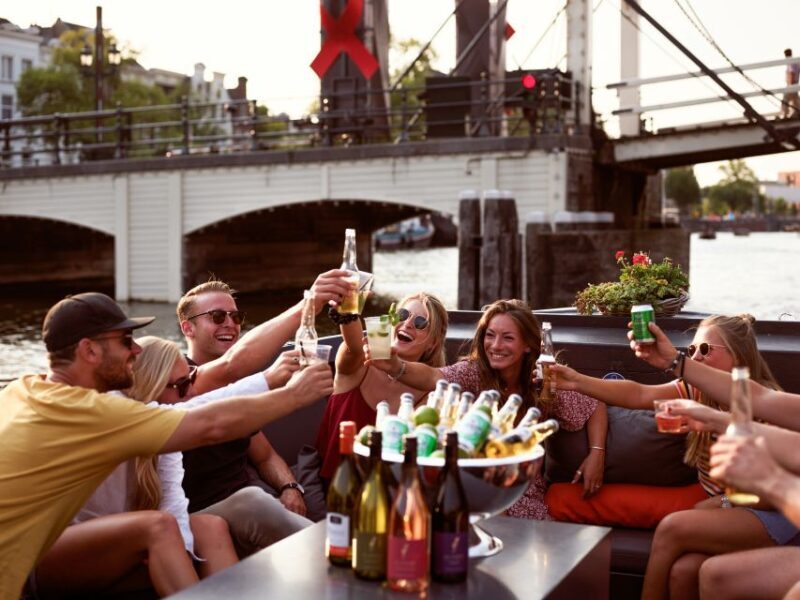 Amsterdam: Private Cruise with Drinks & Optional Snacks - Who Will Love This Tour?