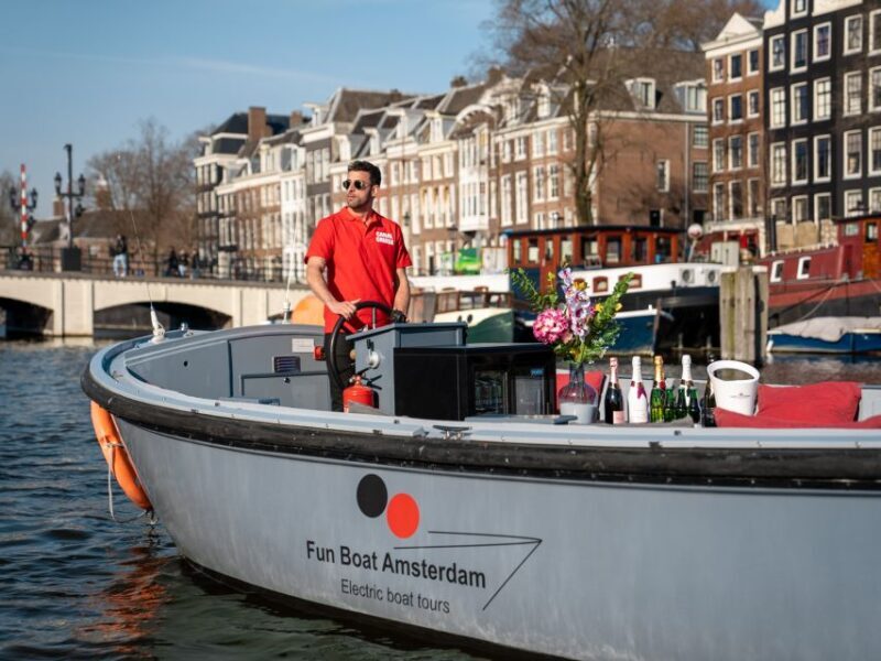 Amsterdam: Private Luxury Cruise with Drinks & Silent Disco - Key Points