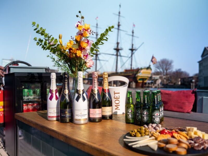 Amsterdam: Private Luxury Cruise with Drinks & Silent Disco - Exploring the Experience: What You Can Expect