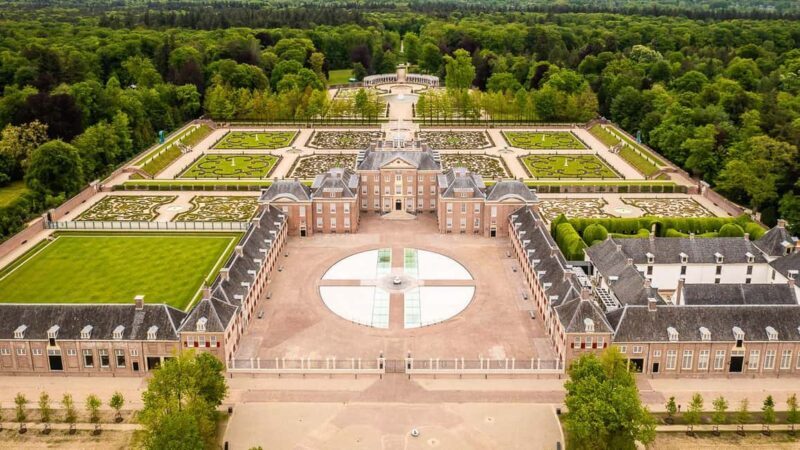 Amsterdam: Private Tour of Kröller-Museum Het Loo Muiderslot - Key Points