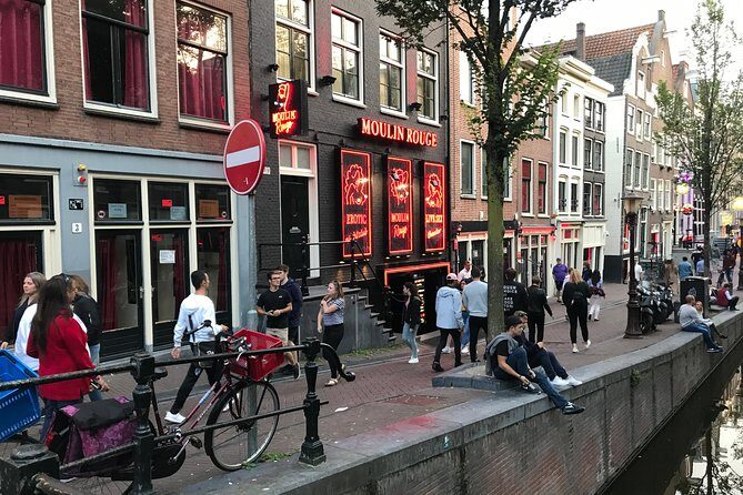 Private Amsterdam Red Light District and Coffee Shop Tour - What the Reviews Tell Us