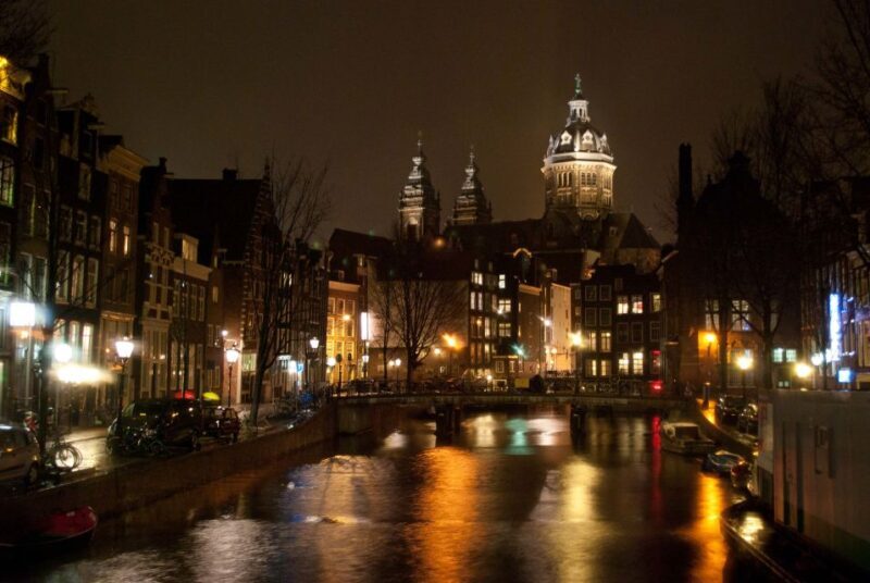 Amsterdam Red Light District and Old Town Walking Tour - Pricing and Value