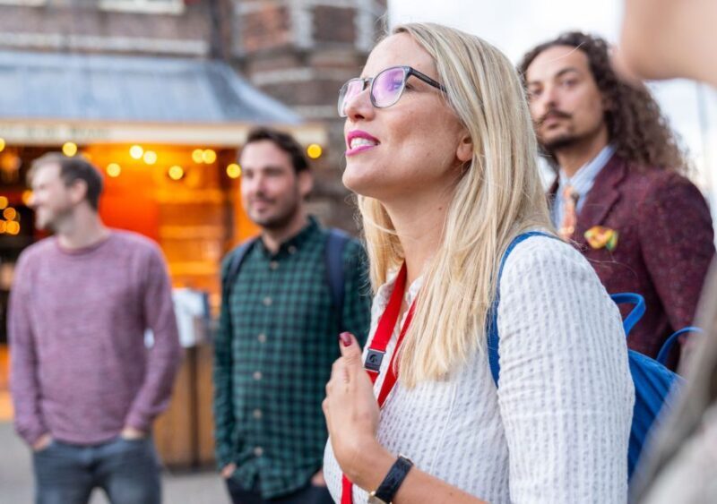 Amsterdam: Red Light District & City Tour German or English - The Itinerary Breakdown