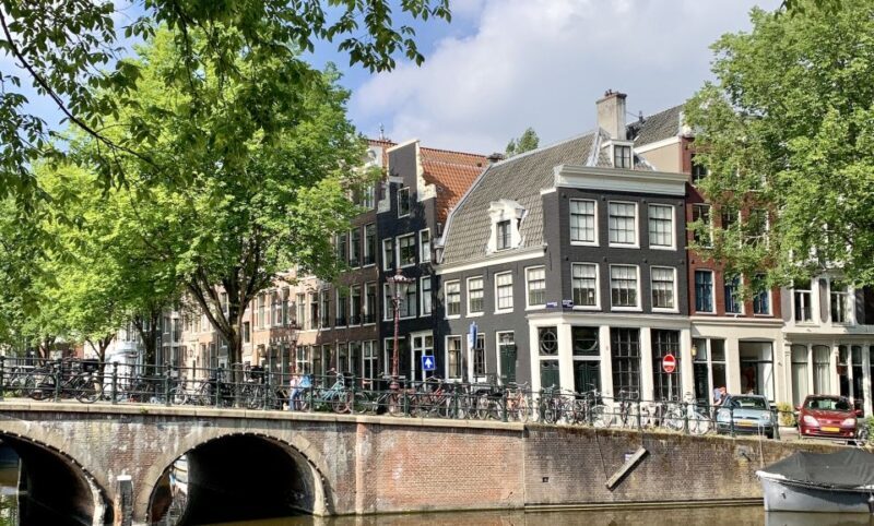 Amsterdam: Red Light District & City Tour German or English - Real Opinions from Travelers