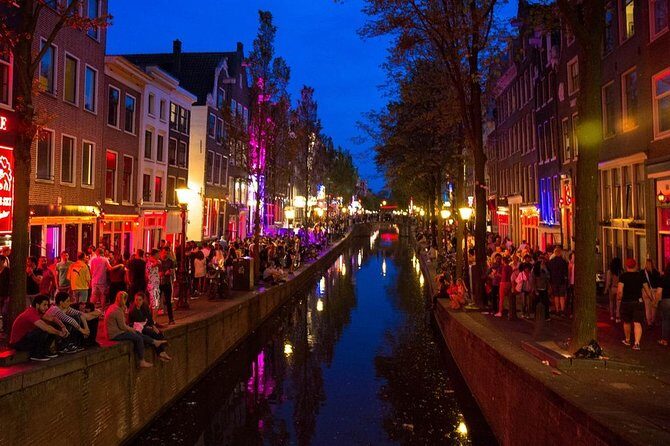 Amsterdam Red Light District group tour - Who Should Consider This Tour?