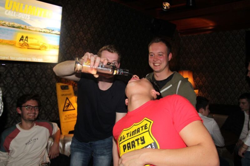 Amsterdam: Red-Light District Pub Crawl and Booze Boat Tour - Final Thoughts