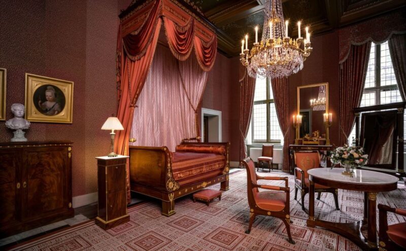 Amsterdam: Royal Palace Entry Ticket + Audio guide - What to Expect During Your Visit