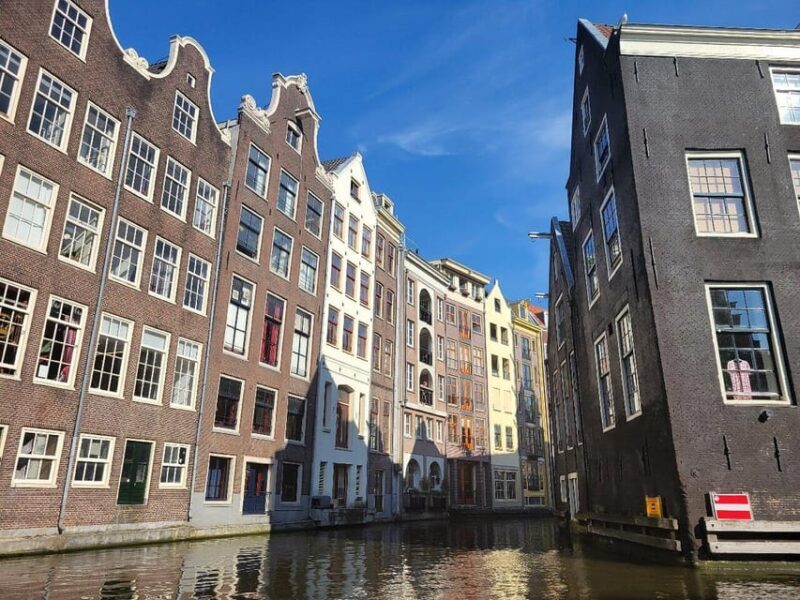 Amsterdam: Small-Group Canal Cruise incl. Drinks and Snacks - The Sum Up: Who Will Love This Experience?