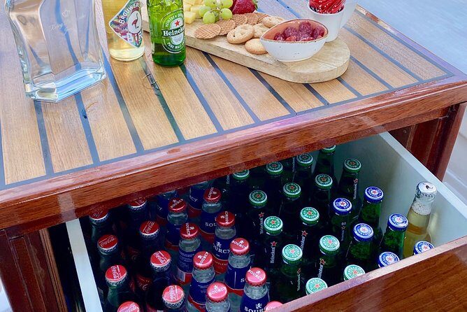 Amsterdam Small-Group Canal Cruise Including Snacks and Drinks - The Verdict: Who Is This Tour Best For?