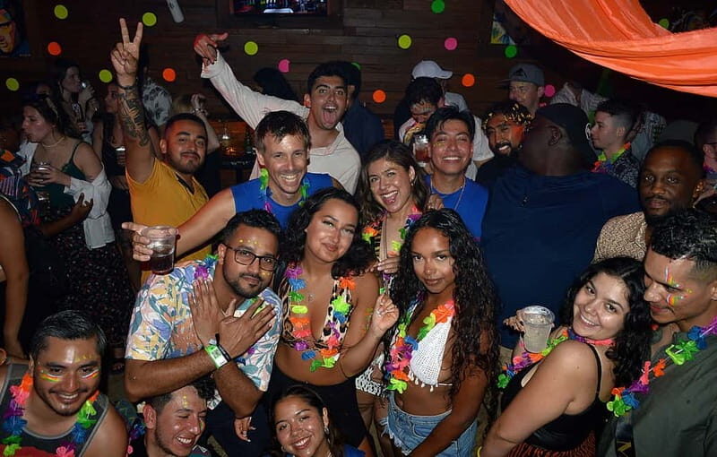 Amsterdam: Social Pubcrawl, Games and get to know eachother - Practical Tips for Participants