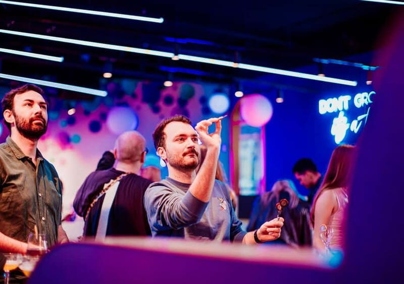 Amsterdam: The All Out - No.1 Activity Bar - The Games: What’s on Offer?