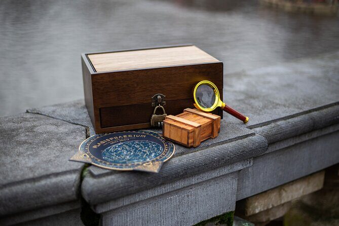 Amsterdam Urban Legend Scavenger City Game - What is the Amsterdam Urban Legend Scavenger City Game?