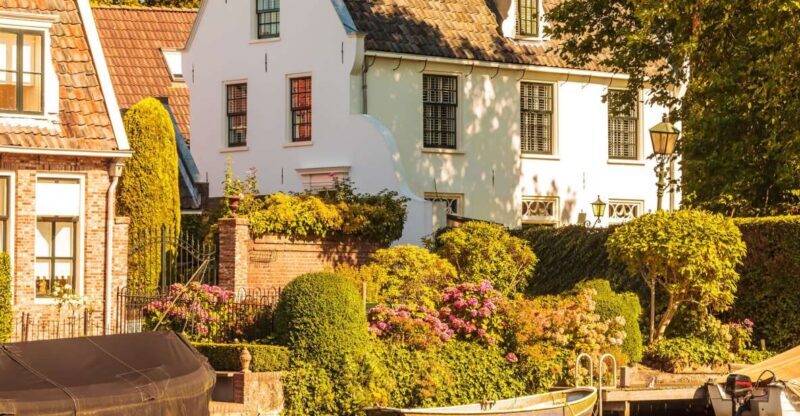 Amsterdam: Vecht River Day Trip with Cruise and High Tea - Key Points