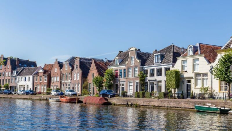 Amsterdam: Vecht River Day Trip with Cruise and High Tea - An Overview of the Vecht River Day Trip